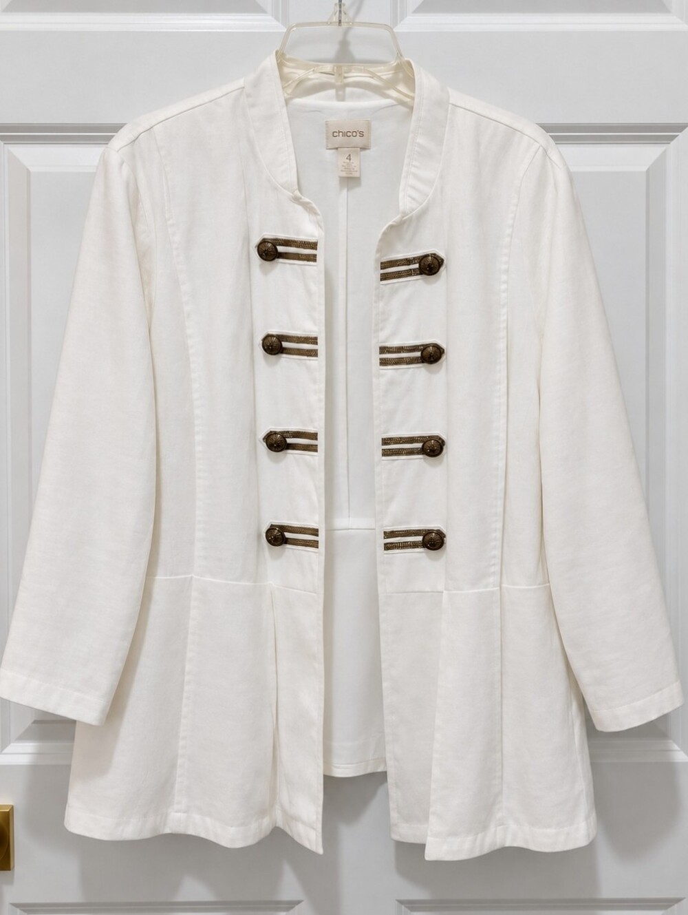 Chico’s Size 4 XXL White Military Jacket Gold Braid Sgt. Pepper Style 804391